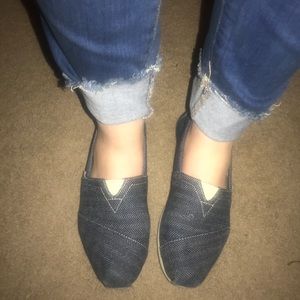 TOMS shoes